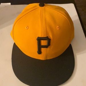 MLB Pittsburgh Pirates New Era Fitted Hat 7 5/8